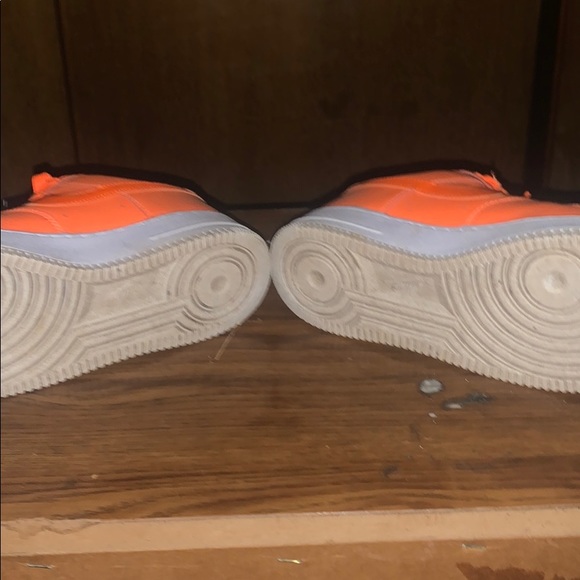 AF1 - Picture 4 of 4